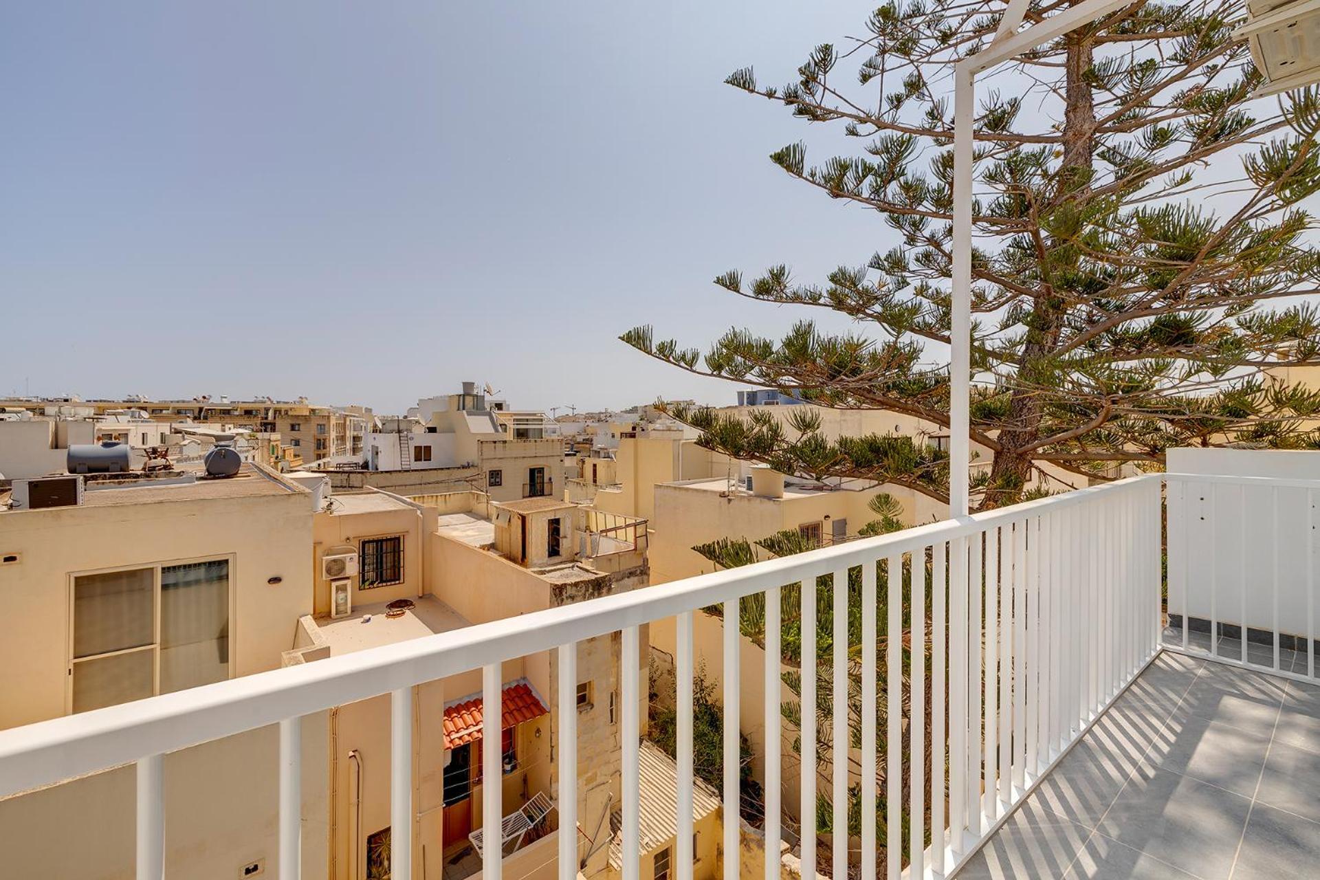 Stunning 2Br Holiday Penthouse In Central Sliema Luaran gambar