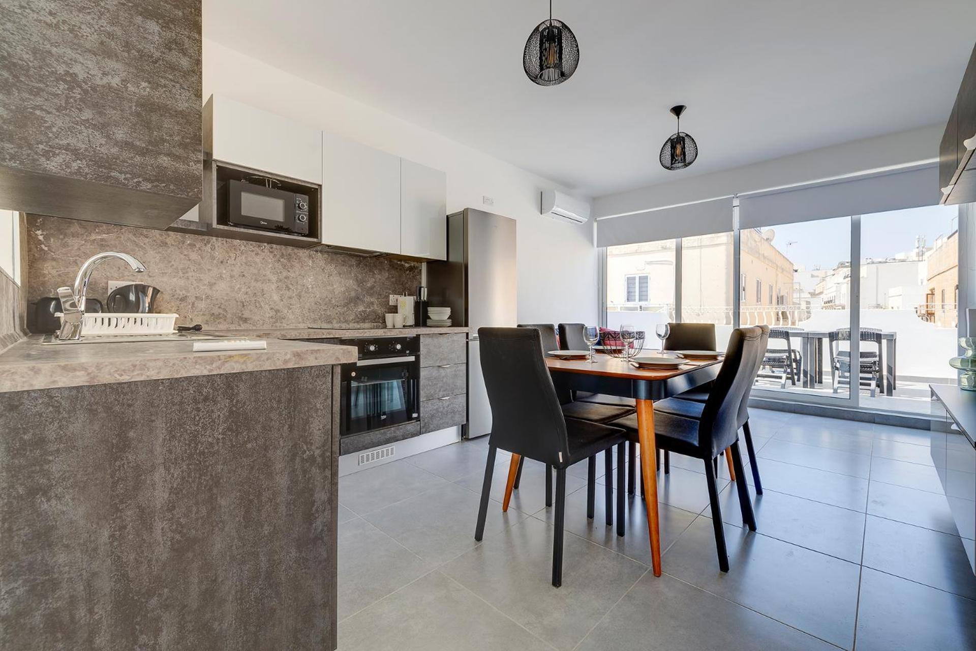 Stunning 2Br Holiday Penthouse In Central Sliema Luaran gambar