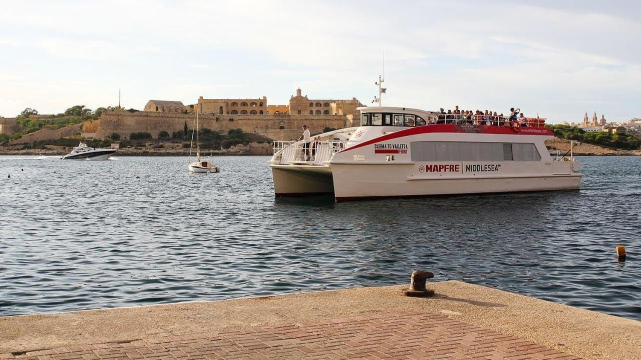 Stunning 2Br Holiday Penthouse In Central Sliema Luaran gambar